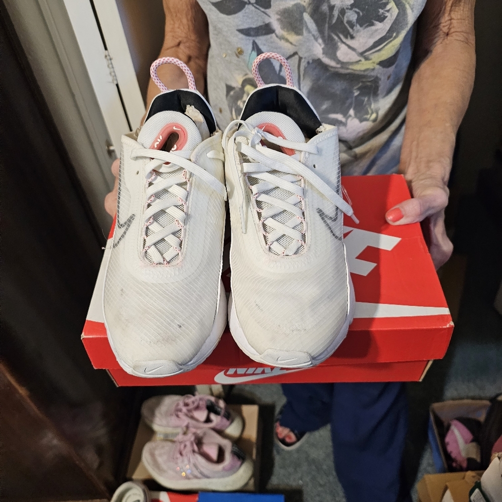Nike Air women's size 7